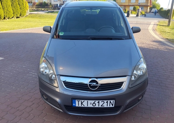 Opel Zafira cena 12999 przebieg: 215500, rok produkcji 2006 z Bodzentyn małe 172